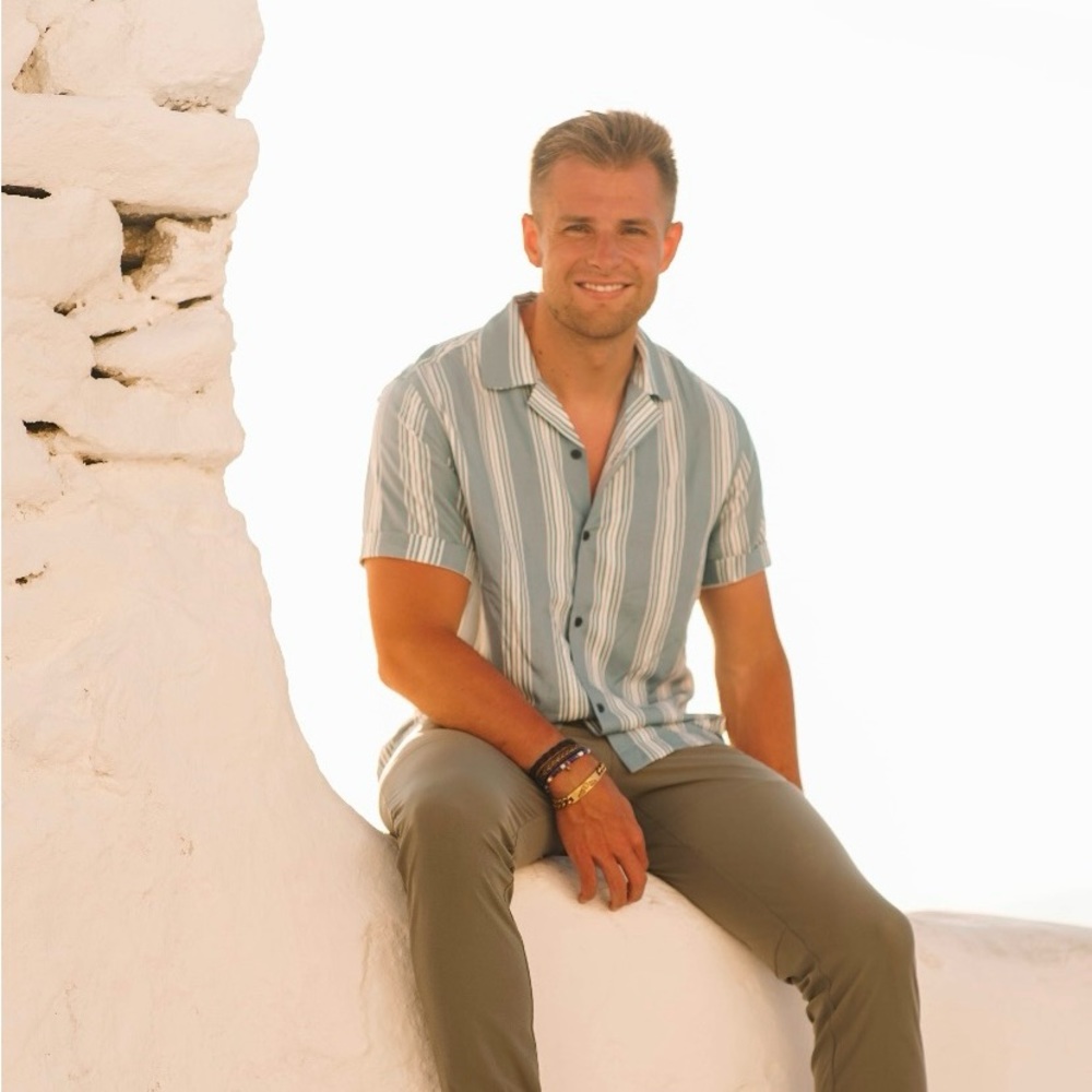 Meet your Posher, Coleton